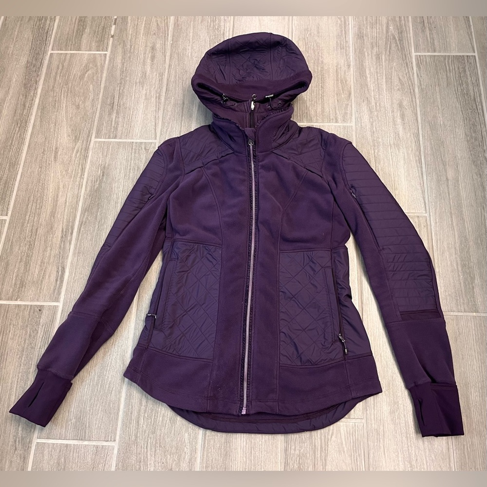 Lululemon Fleece Jacket Size 8 Plum Zip Hoodie Pockets EUC - Picture 13 of 13
